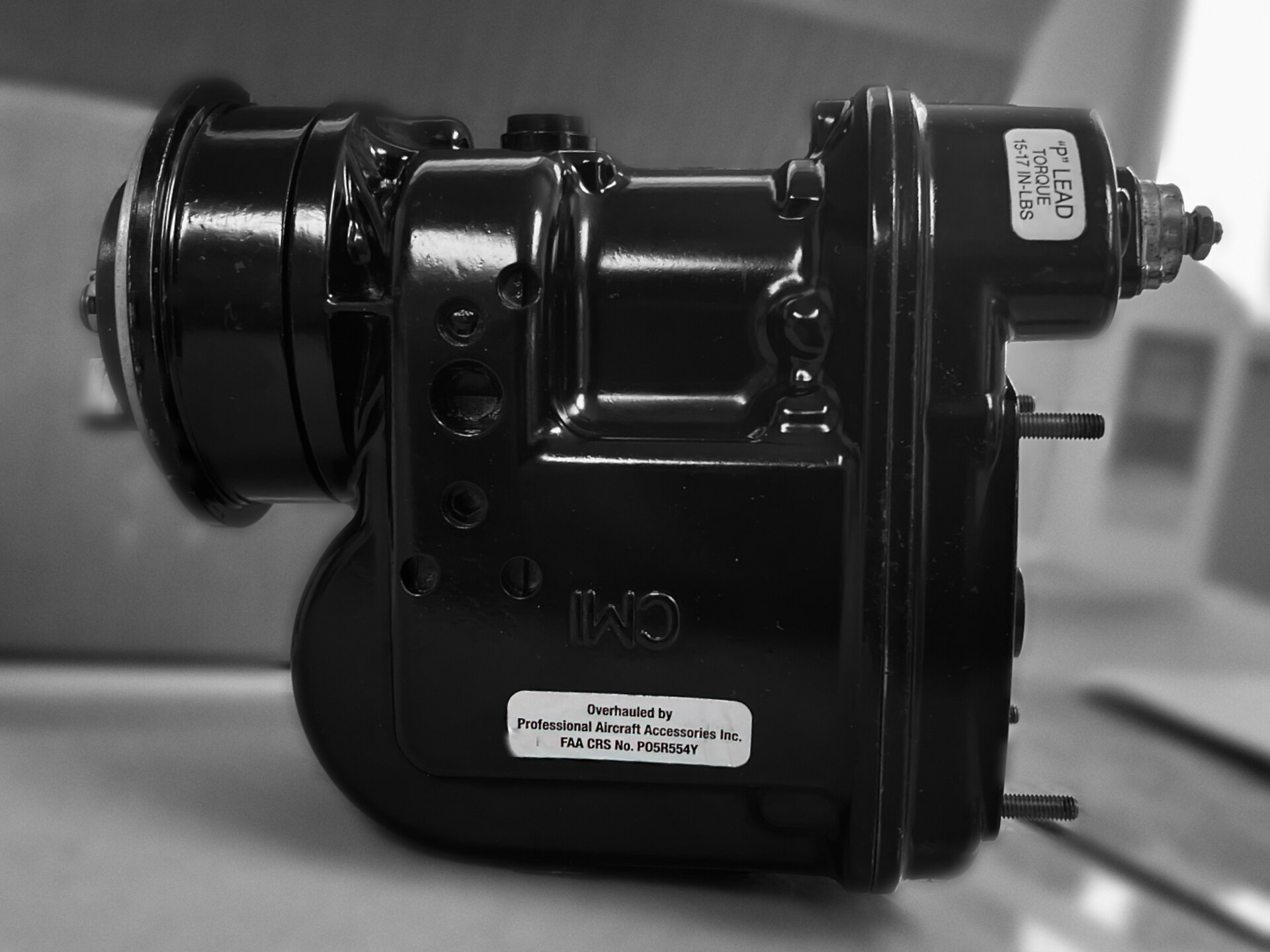 Magneto overhauled by PAA Ohio, FAA CRS P05R554Y label visible
